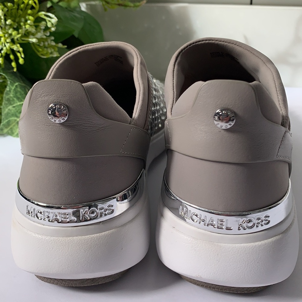 🔥🔥🔥Michael Kors embellished sneakers size 7 US🔥🔥🔥 - Picture 5 of 9